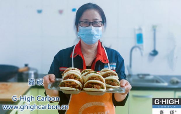 美食吃在嘴，暖流淌在心